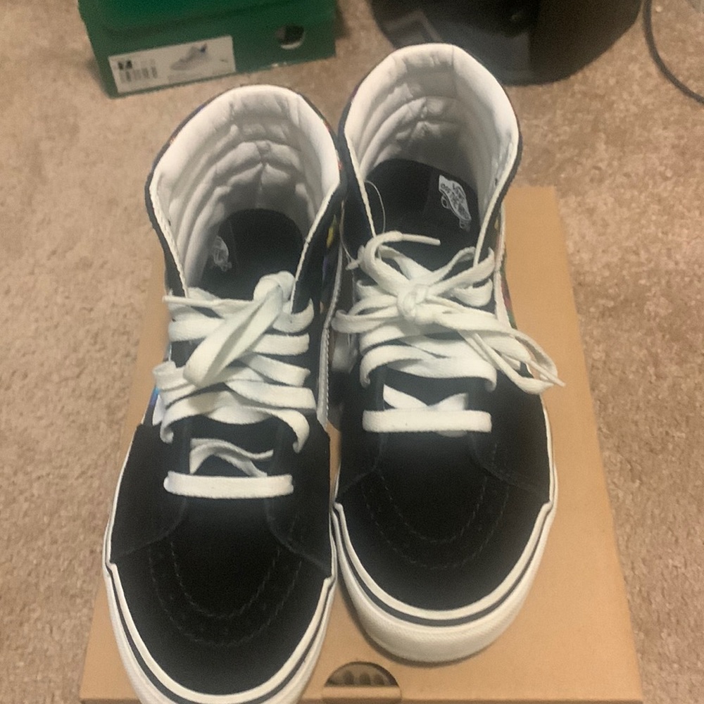 Kid Vans Sz 5.5